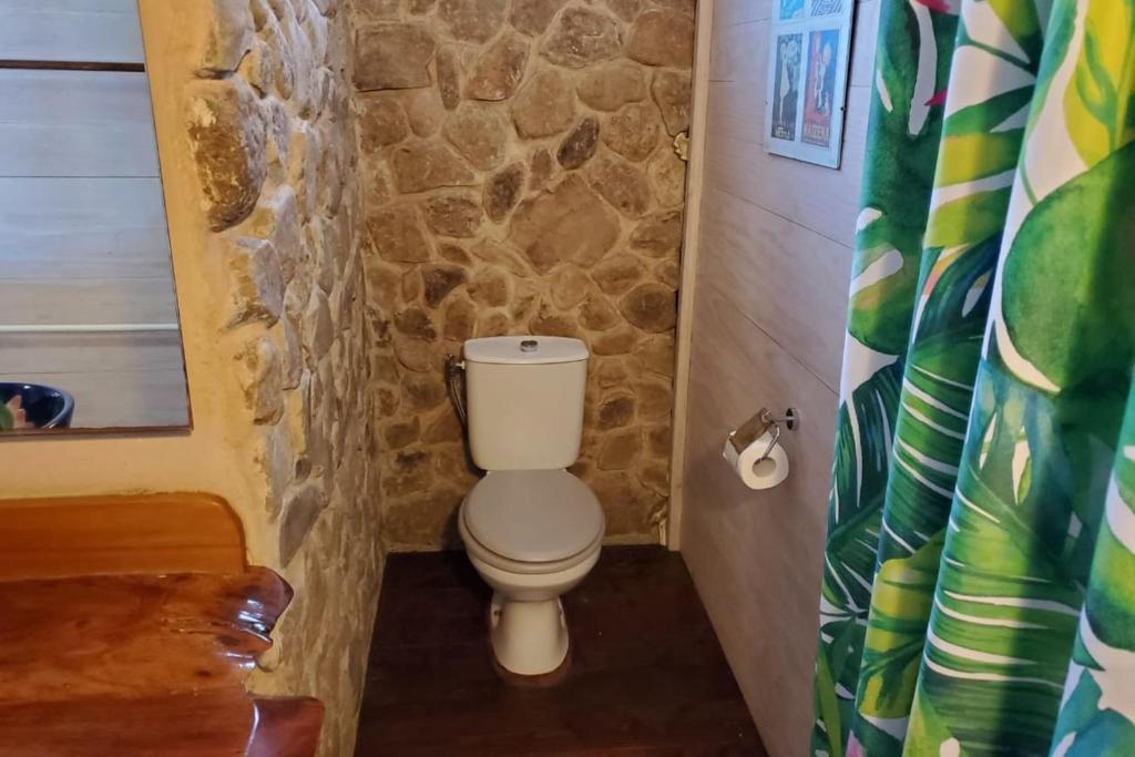 Kylpyhuone majoituspaikassa Cottage Miti Reva