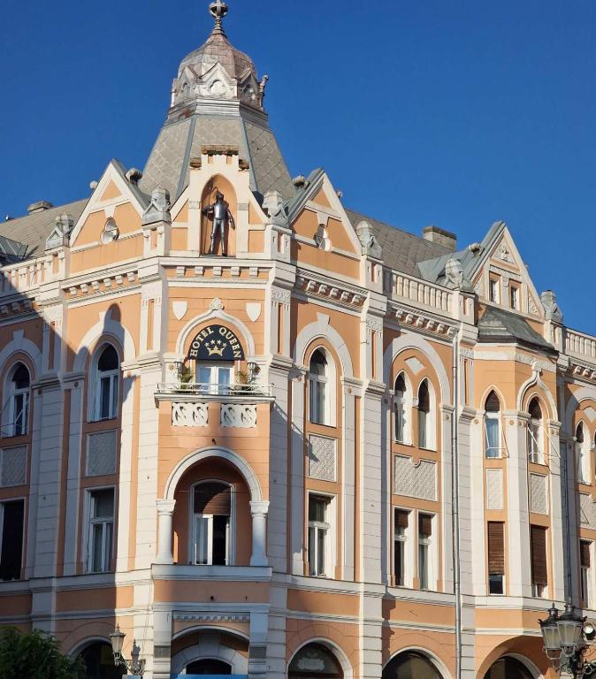 Queen Palace - Resim 1