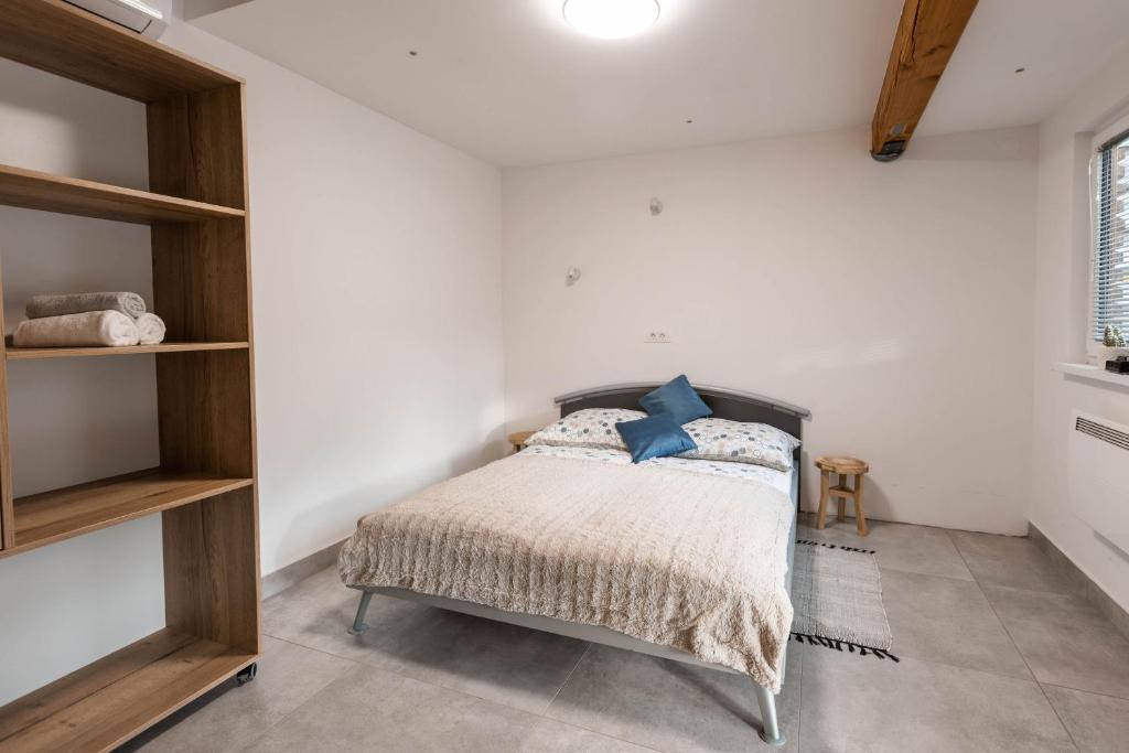 Apartmaji Natura KOLPA - Estudio Con Terraza