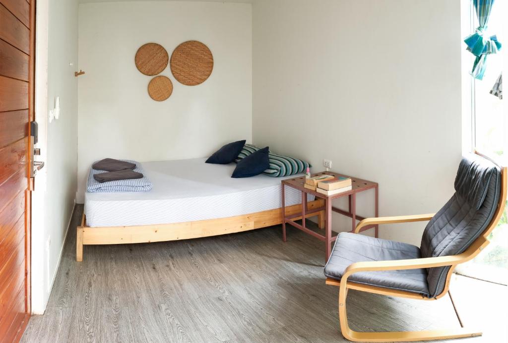 The Yard Bangkok Hostel - 14