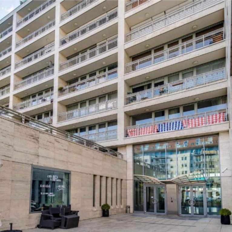Budova, v ktorej sa apartmán nachádza