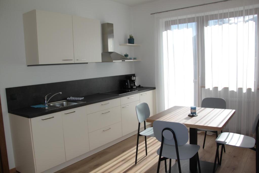 Kuchyň nebo kuchyňský kout v ubytování Residence die Färbe
