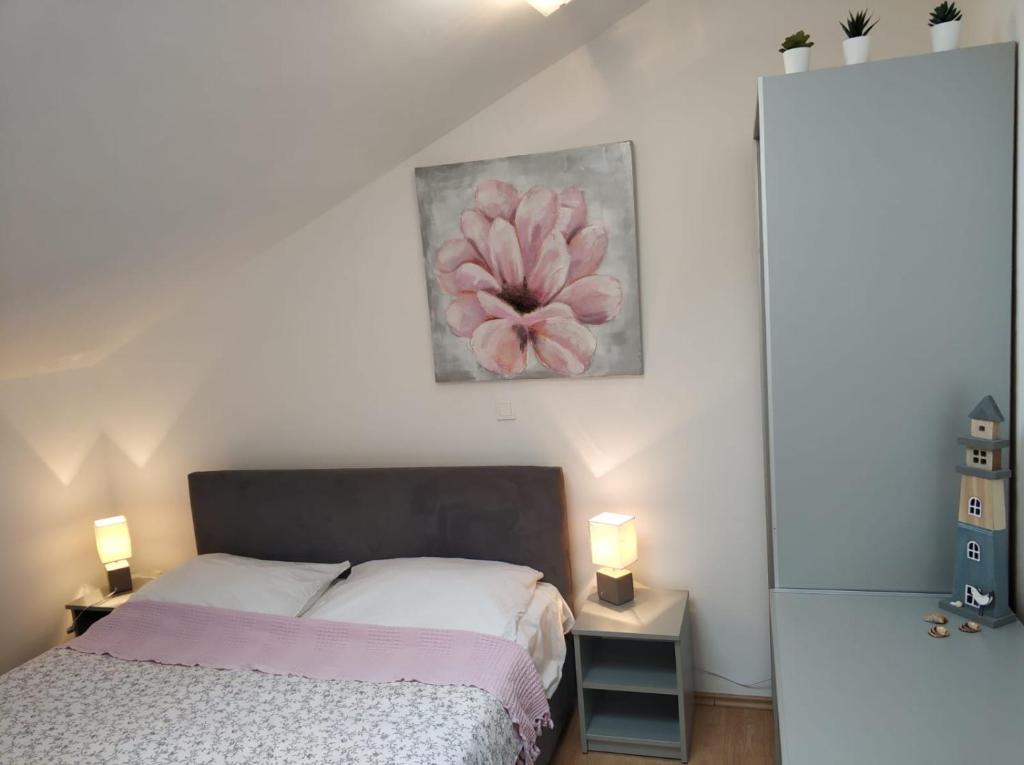 Postel nebo postele na pokoji v ubytování GOLDEN VIEW - moderan apartman