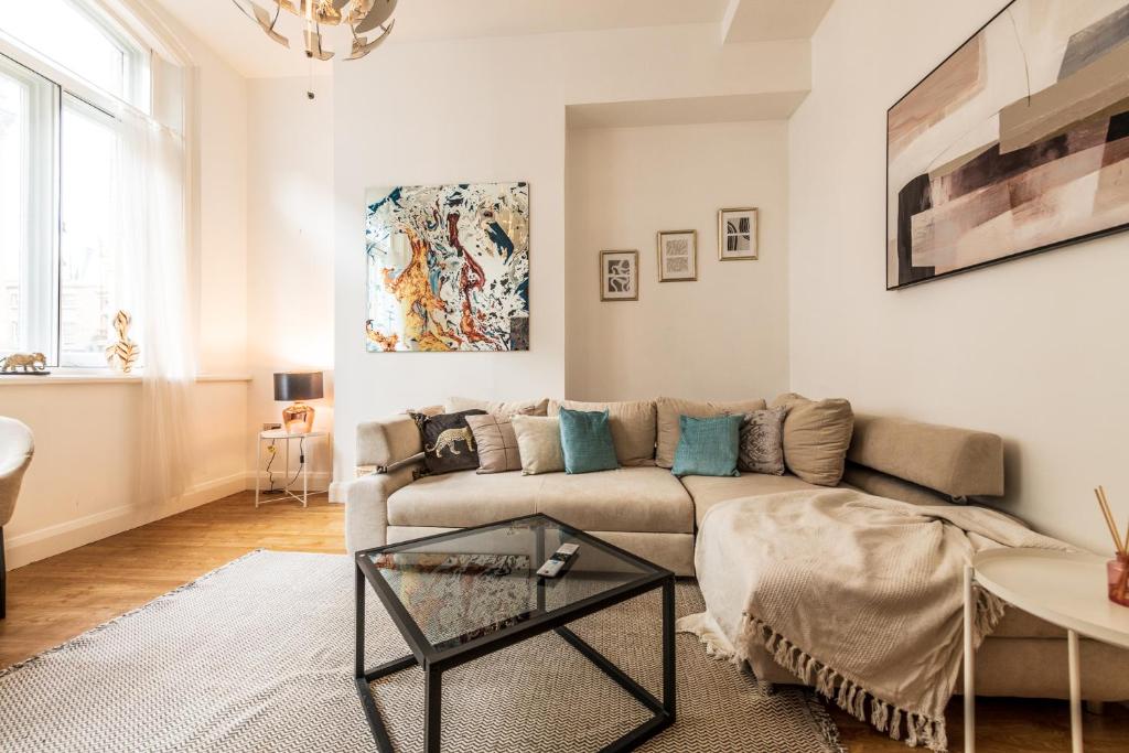 Apartment Lovely Two Floor Flat in the City Center, Liverpool, UK