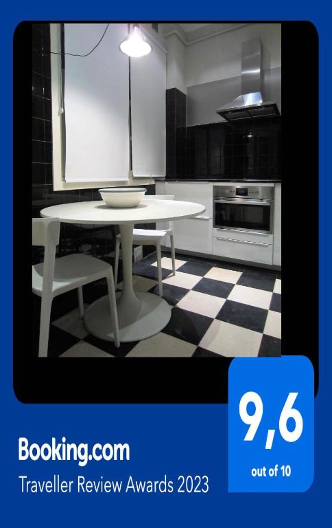 A kitchen or kitchenette at Ekain