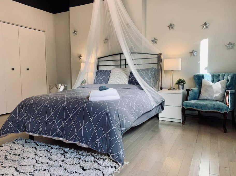 210 Escape Suite