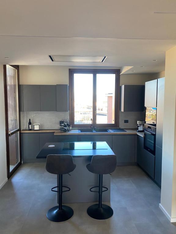 Kuchyň nebo kuchyňský kout v ubytování La Casa di Davide Milano Monza