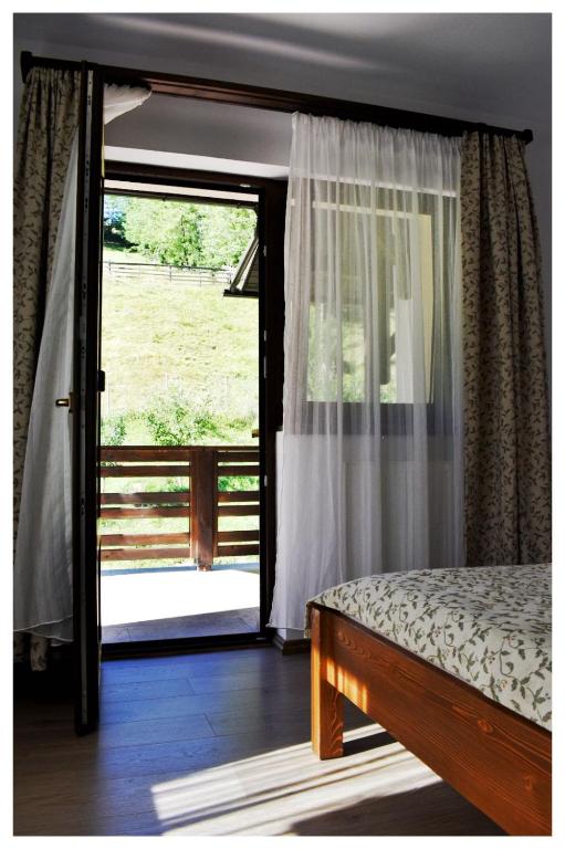 Pensiunea Poienita Apusenilor