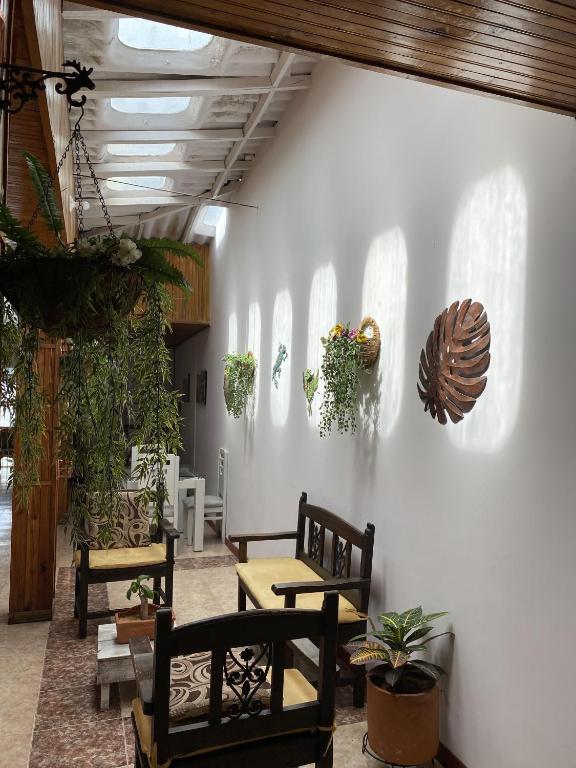 Restaurace v ubytování Hermosa Casa en el centro de Santa Rosa de Cabal, sobre vía principal a 3 cuadras de la Plaza