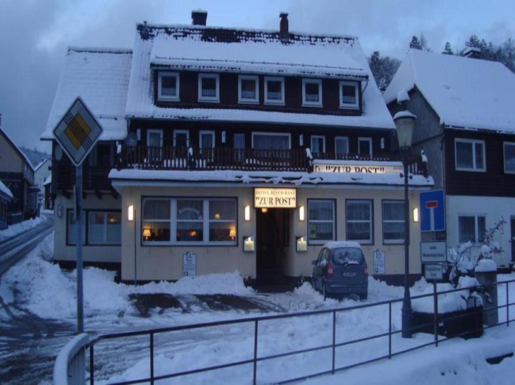 Hotel zur Post v zimě