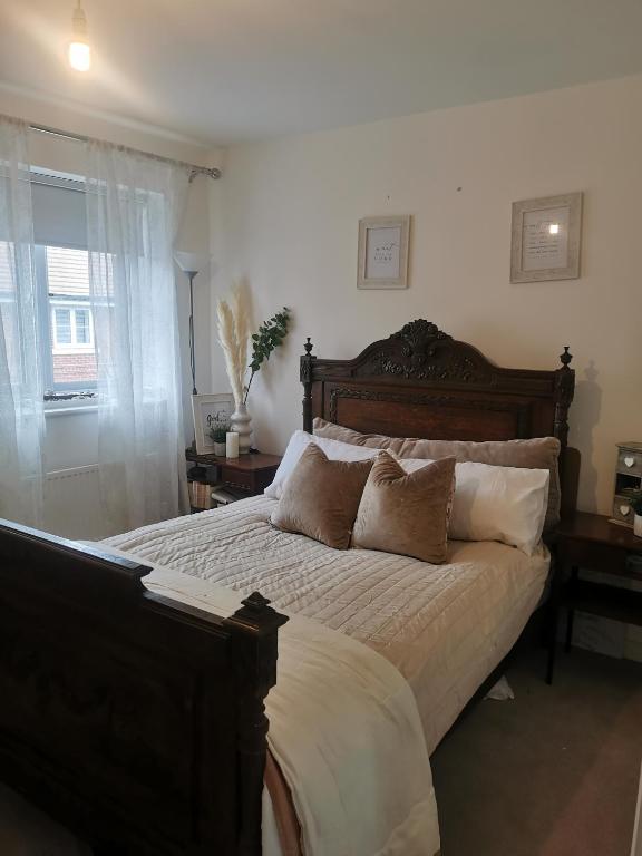 Postel nebo postele na pokoji v ubytování Beautiful double bedroom