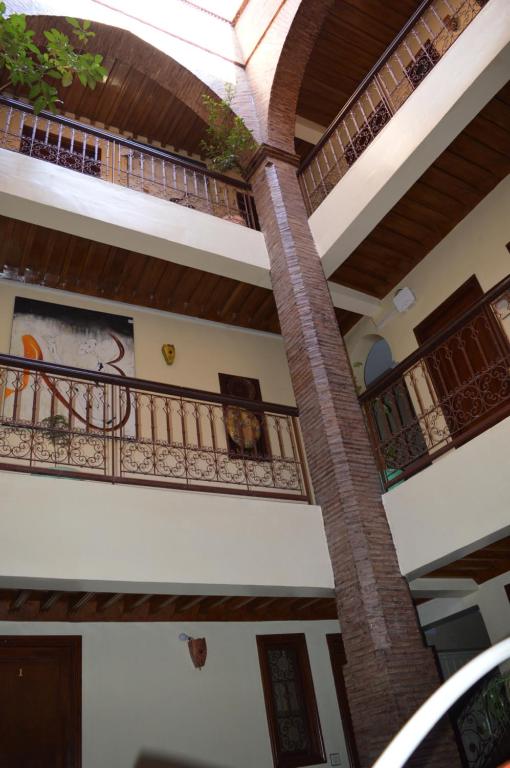 Balkón nebo terasa v ubytování Hotel salem leksor
