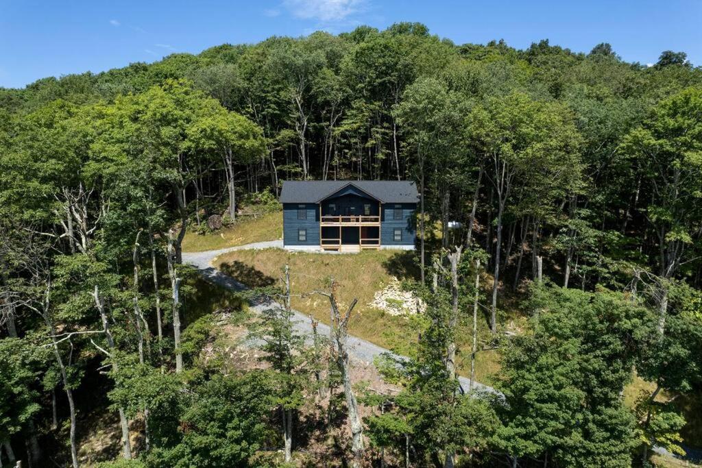 50 mile Monster View at Wolf Laurel Resort - SuiteTrails