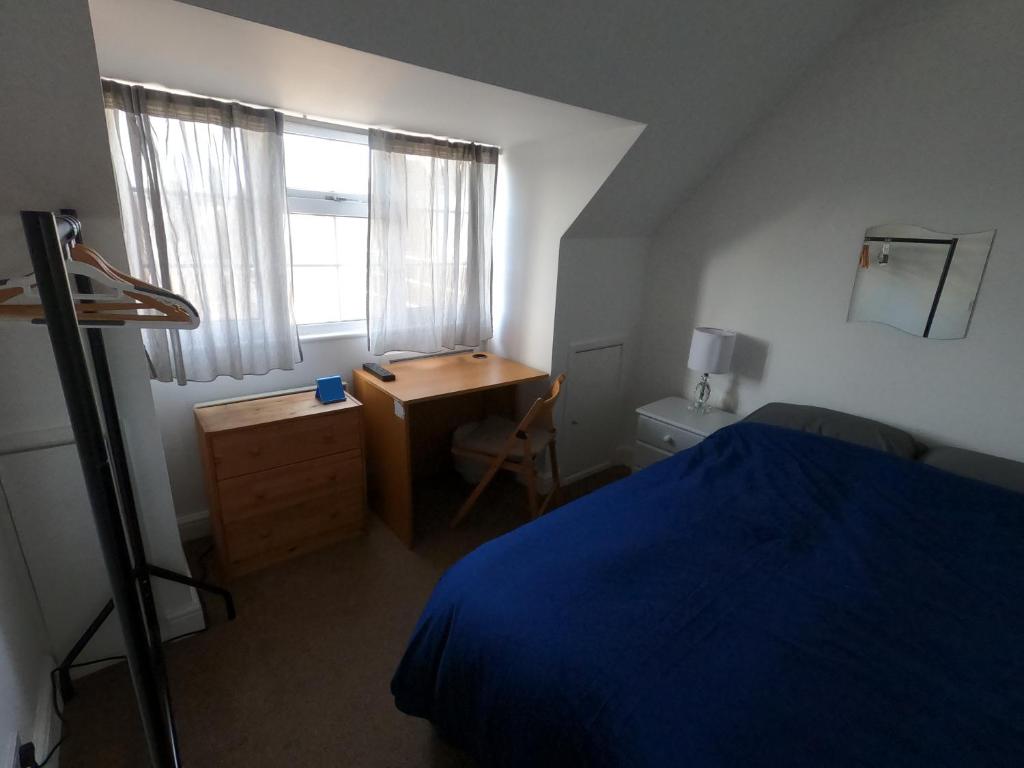East Finchley House