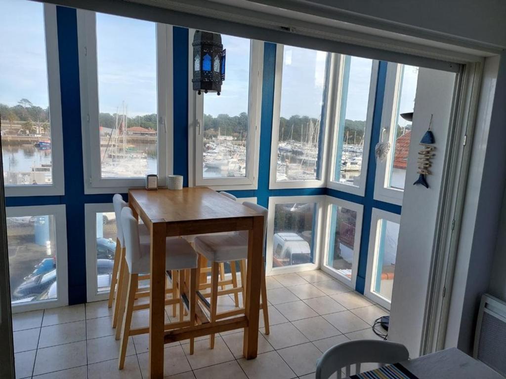 Appartement lumineux 3 chambres à 400m des plages avec parking et WIFI - FR-1-413-113 - Appartement (6 Adultes)