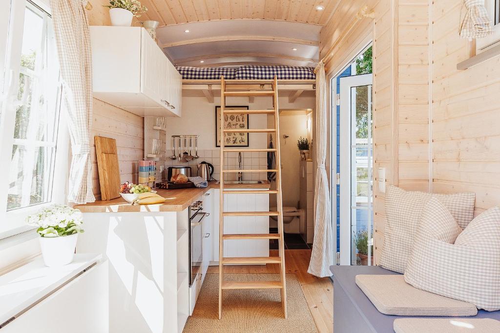 Kuchyň nebo kuchyňský kout v ubytování Tinyhouse am Obsthain