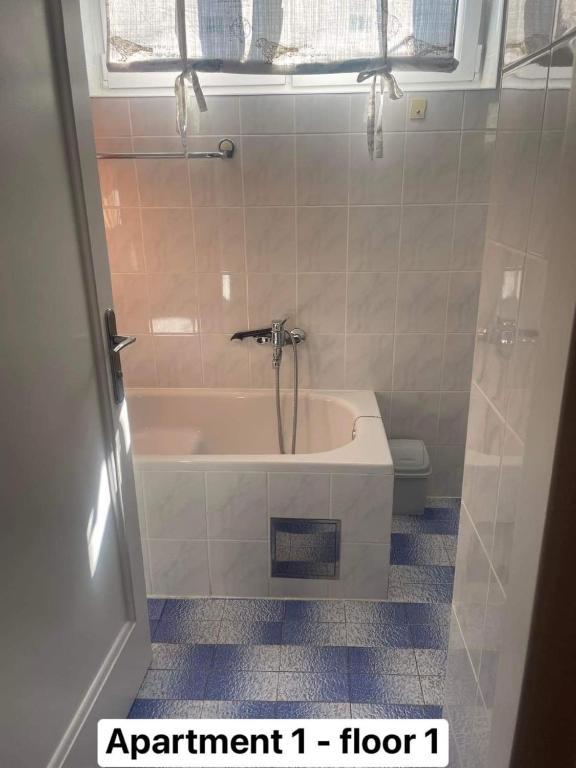 Kúpeľňa v ubytovaní Villa Juni