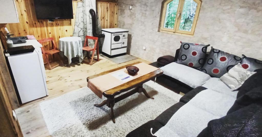 Posezení v ubytování Crkvine Cottage