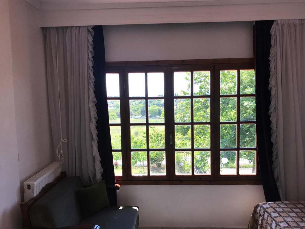 Posezení v ubytování great first floor appartment with view