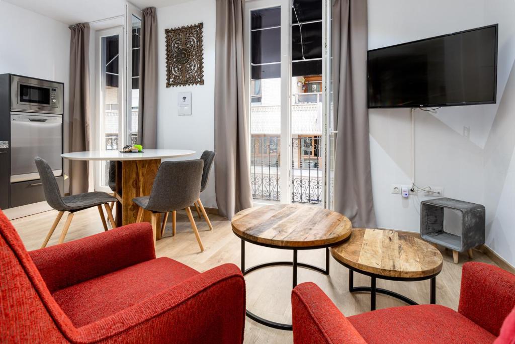 Pinzon Studios & Penthouse - Superior Apartment