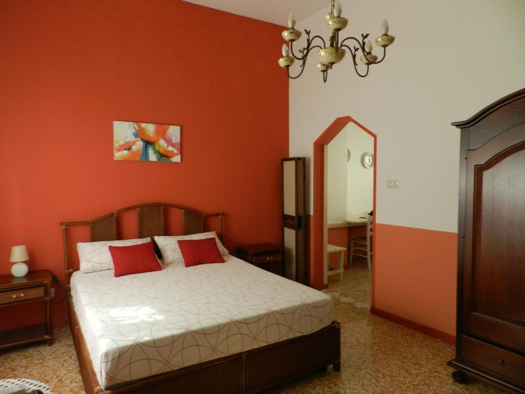 Casa a Corte nel centro storico - Housity