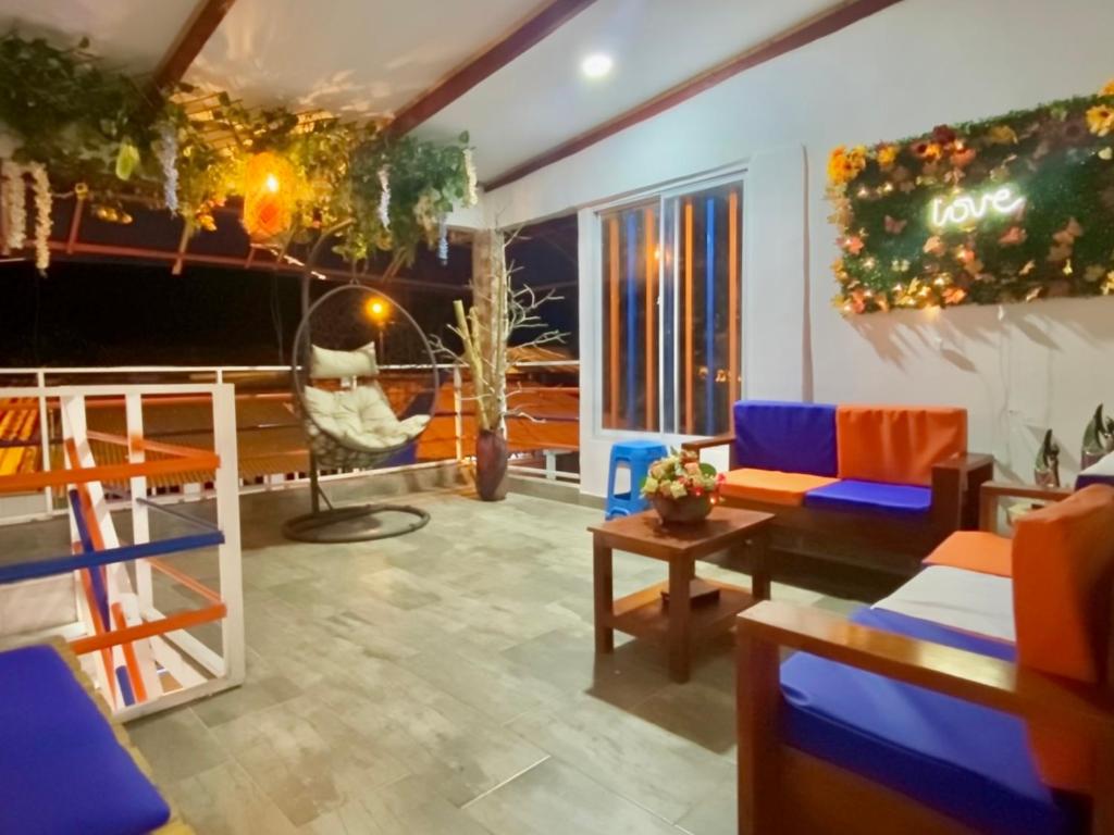 Posezení v ubytování Acuarios Hostal