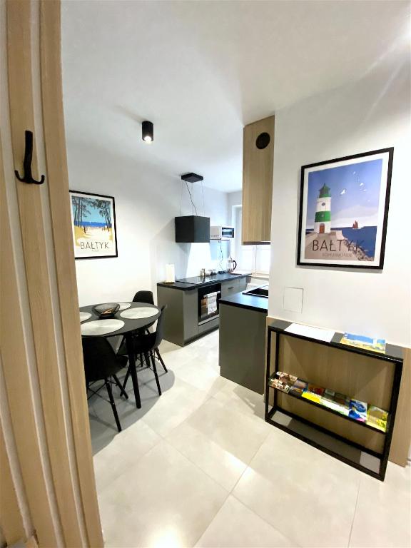 Kuchyňa alebo kuchynka v ubytovaní Apartamenty Marea Rentals Bałtyk Ustka
