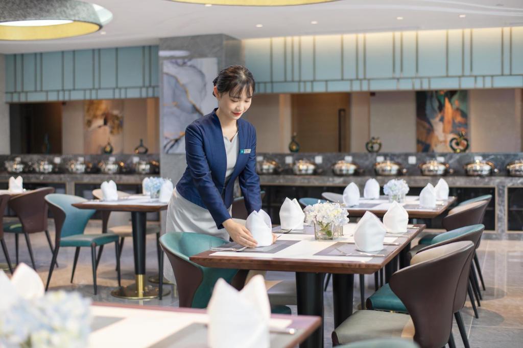 Hosté ubytování Xin'an Yihao Hotel - Near Xiamen Railway Station, near Vientiane City, minibar is free