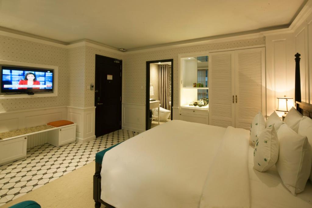 Annam Heritage Suite - Massage Included