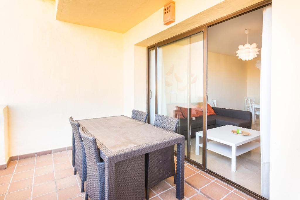 Fotografie z fotogalerie ubytování 2114-Apt with nice terrace with pool view v destinaci Manilva