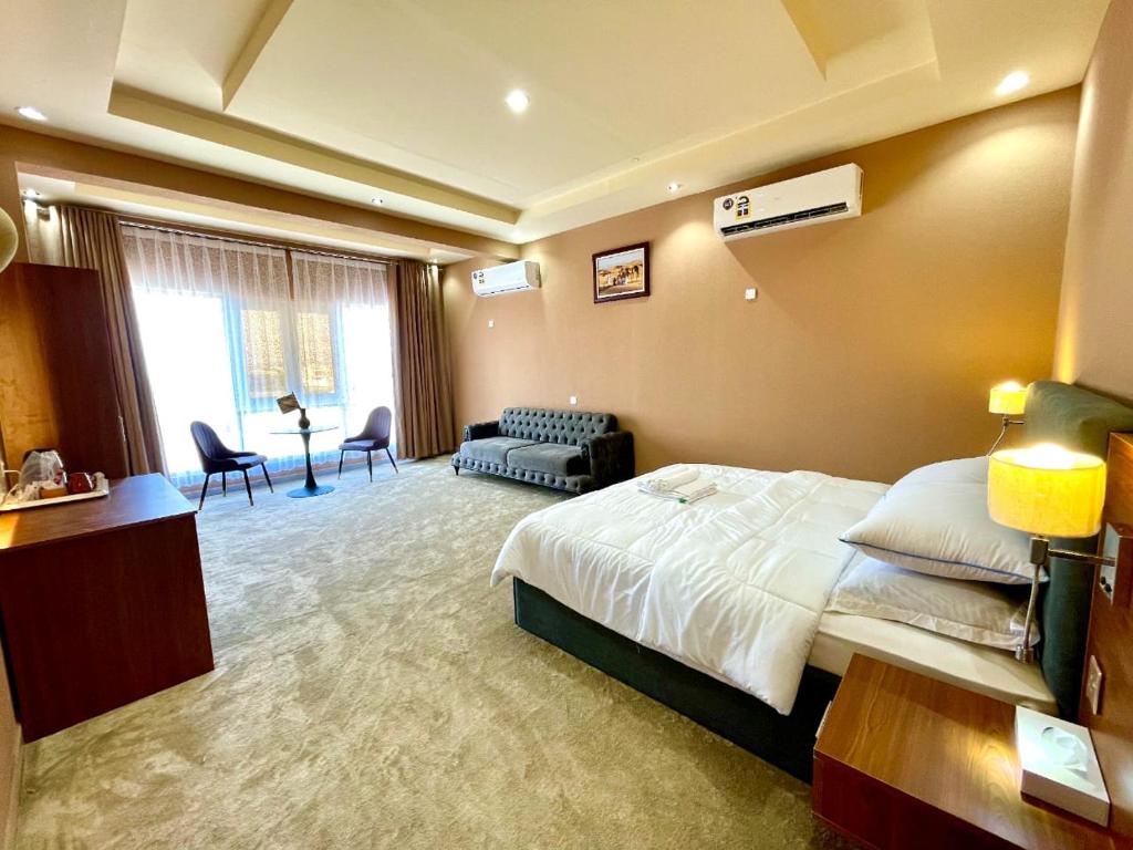 Postel nebo postele na pokoji v ubytování Dahreez motel