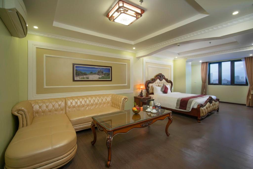 Posezení v ubytování Le Indochina Hotel & Beach Da Nang City