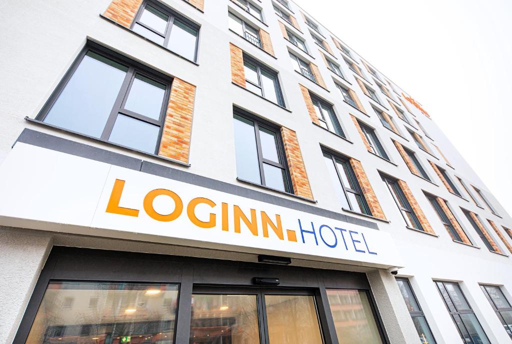 LOGINN Hotel Berlin Airport - Resim 35