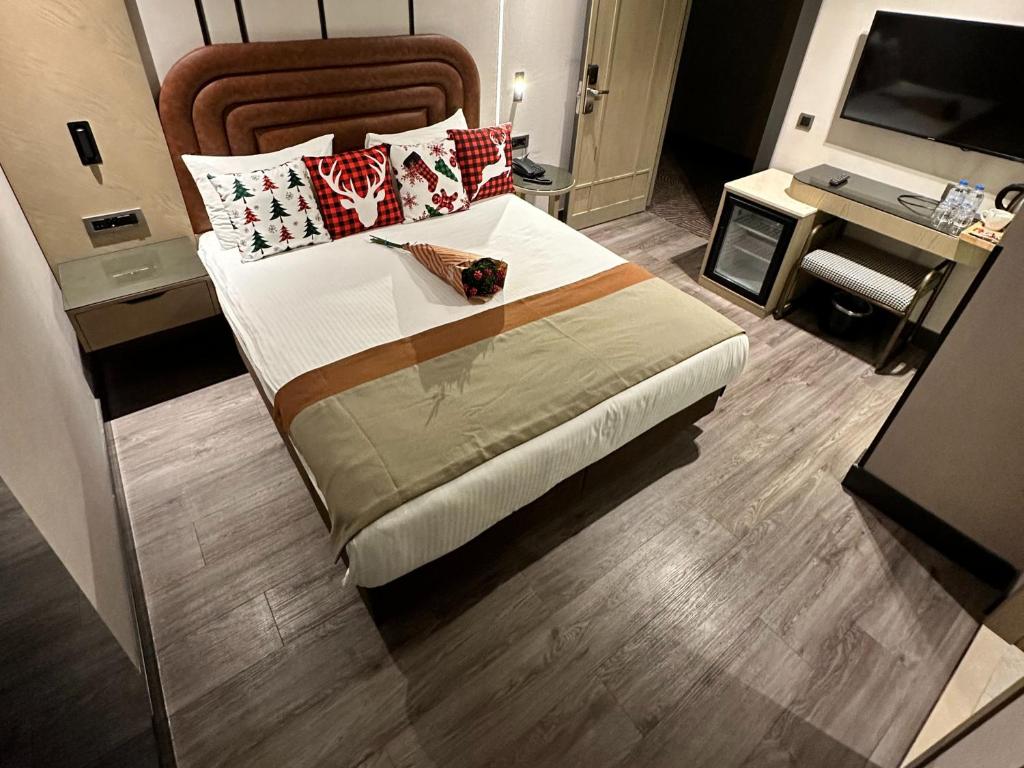 Edition Old City Hotel - 3