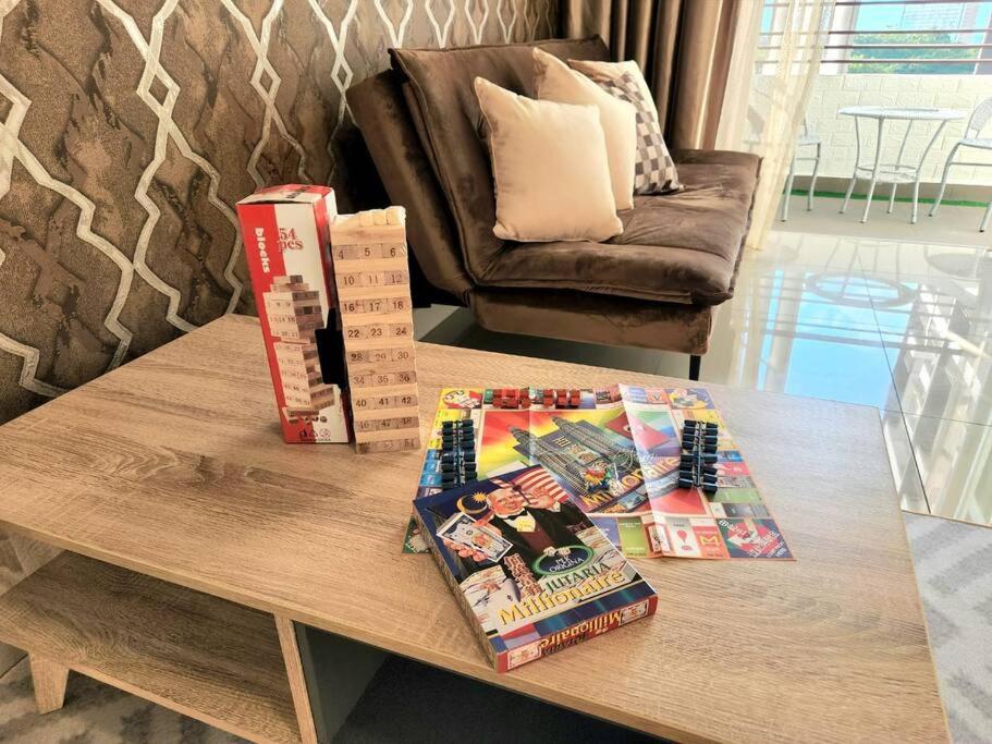 Posezení v ubytování IPOH CITY CENTRE Majestic Homestay Pool View 3 mins Walking to Famous Food Places & 15mins to Old Town Ipoh by Happy Homestay