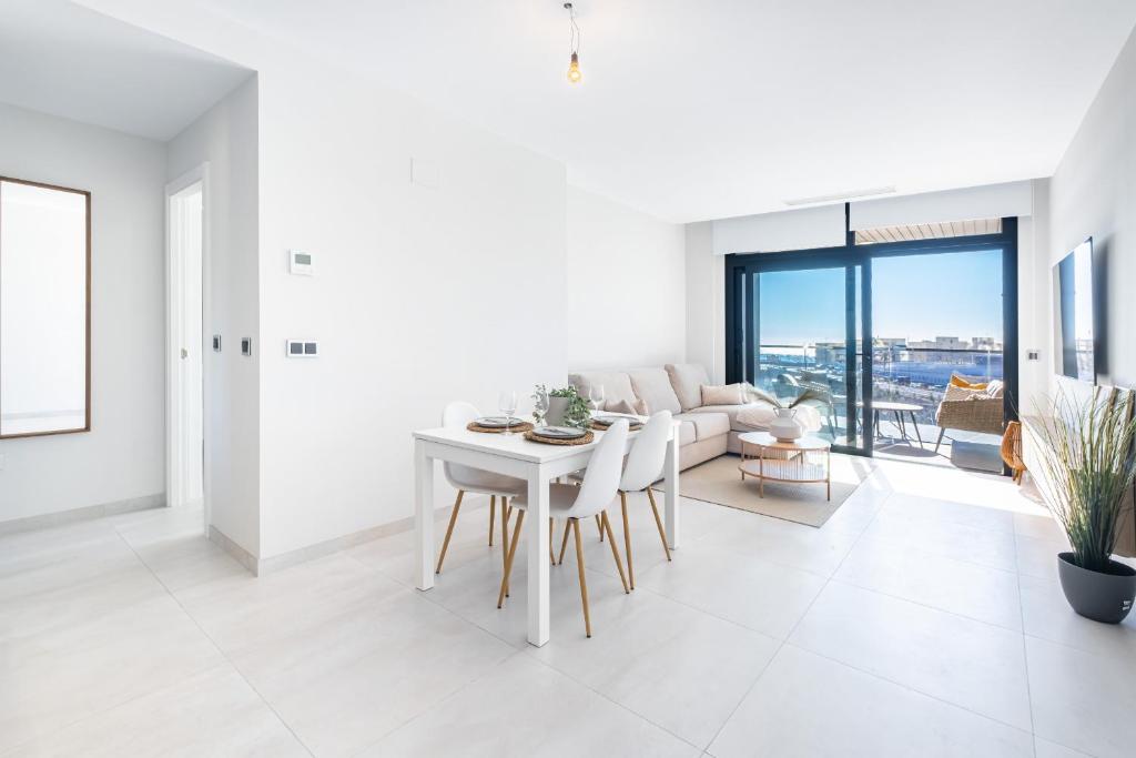 Sunset Waves 3-194 Poniente Beach Resort, Benidorm – Updated ...