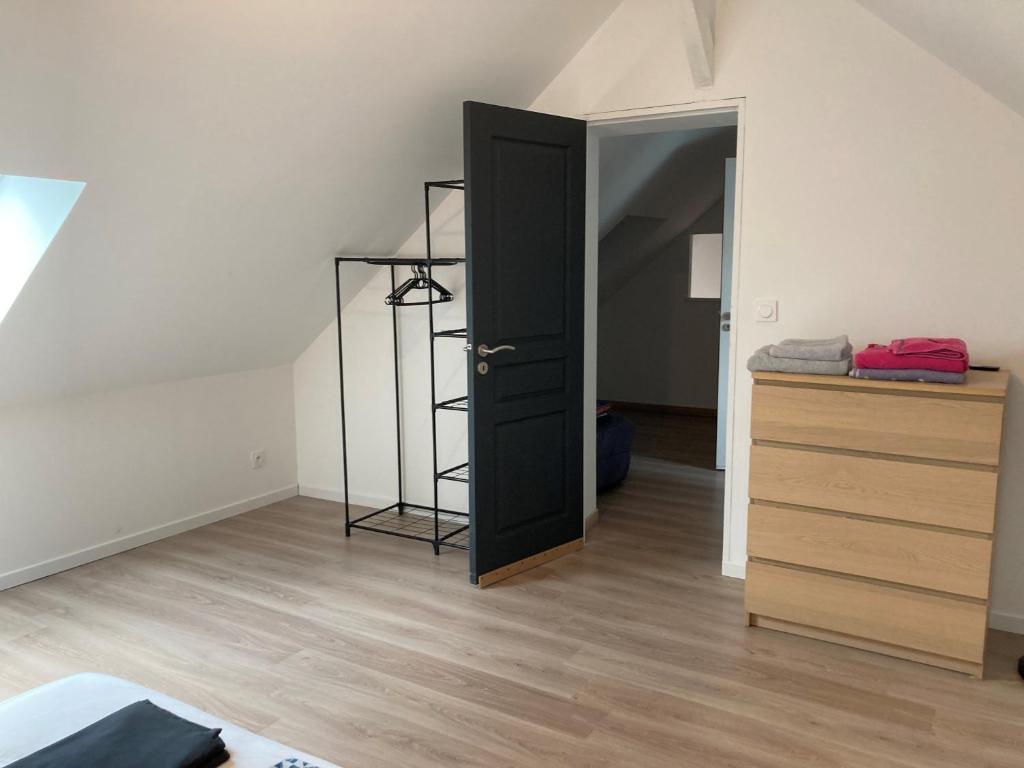 Łóżko lub łóżka w pokoju w obiekcie Maison calme proche zoo beauval et chateaux de la loire