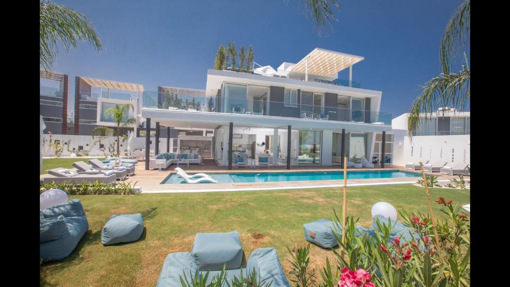 Πισίνα στο ή κοντά στο Protaras Olivine Villa Ol3