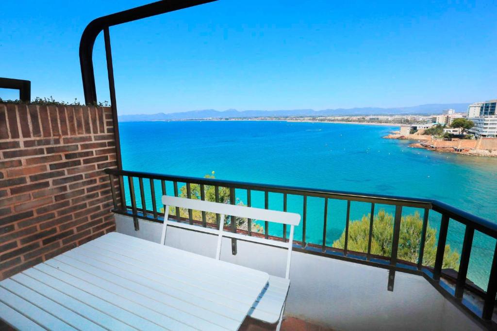 Margon Litoral Costa Dorada - ONLY FAMILIES - Two-Bedroom Apartment