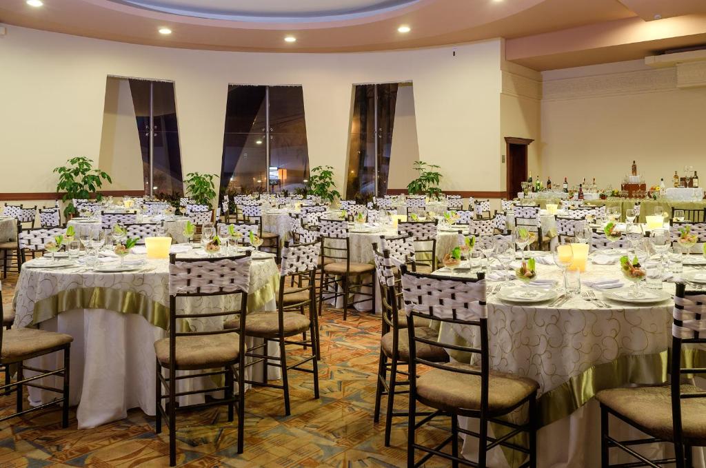 Restaurace v ubytování Hotel Quito