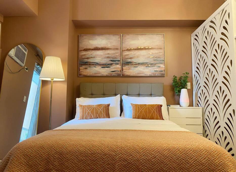 Royal Suite linked to Venice with 200mbps Wi-Fi - Housity