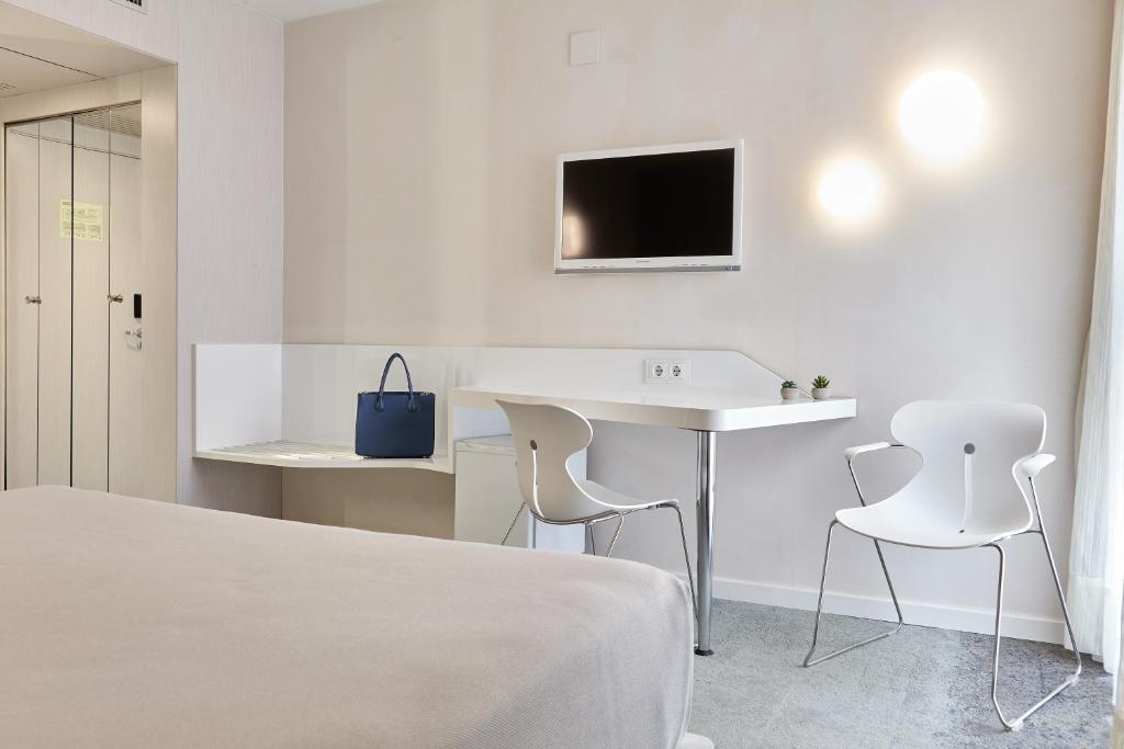 Hotel Maciá Granada Five Senses Rooms & Suites - Resim 11