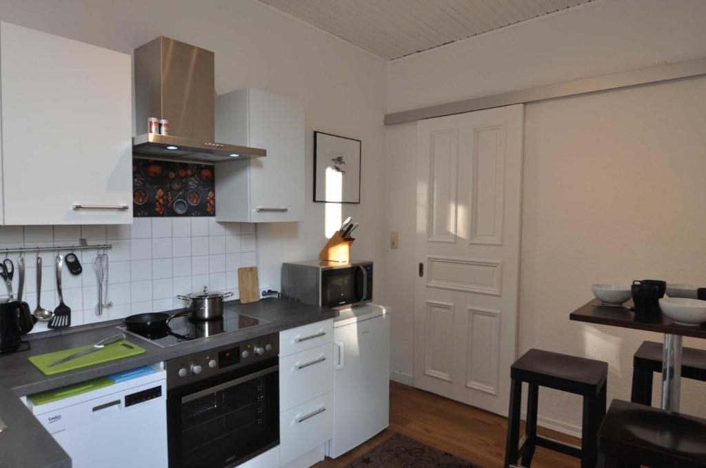 Kuchyň nebo kuchyňský kout v ubytování Appartementhaus Flori