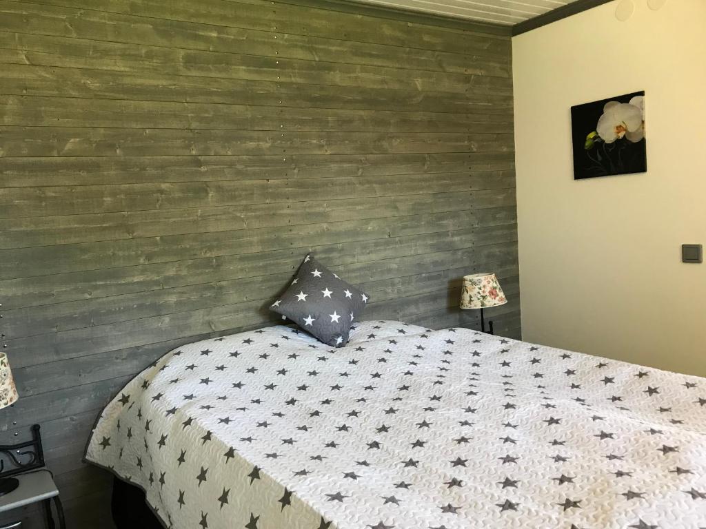 Postel nebo postele na pokoji v ubytování B & B Flattinge Fritidshus