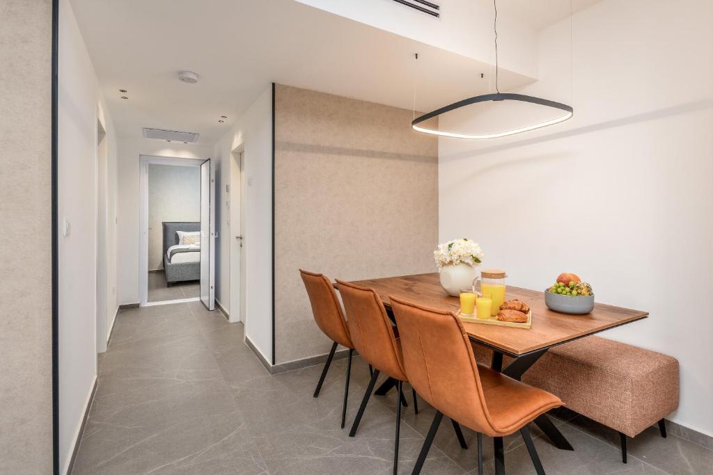 Posezení v ubytování prestige 2BDR&2Bth w Parking- mahne yehuda sea-u jerusalem