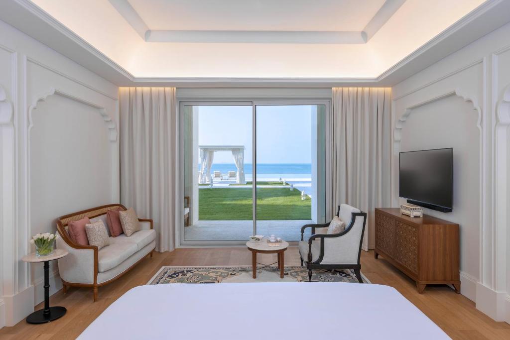 TV o dispositivi per l'intrattenimento presso The Chedi Katara Hotel & Resort