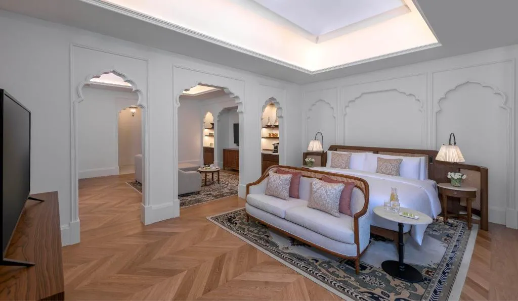 King Suite with Sea View