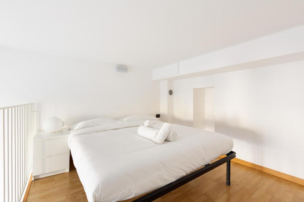 Central Studio APTS Milano-Corso Magenta - Duplex Studio