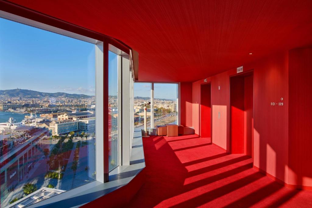 W Barcelona - Resim 37