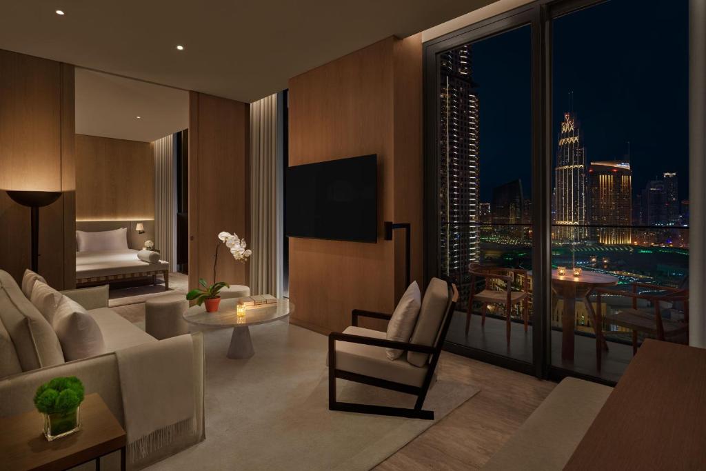 
One-Bedroom Superior King Suite with Balcony
